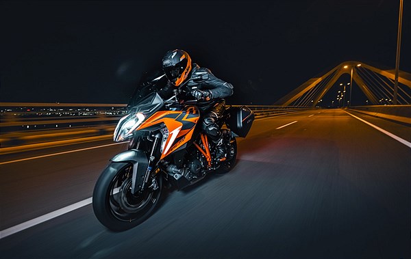KTM 1290 SUPER DUKE GT LAUNCH